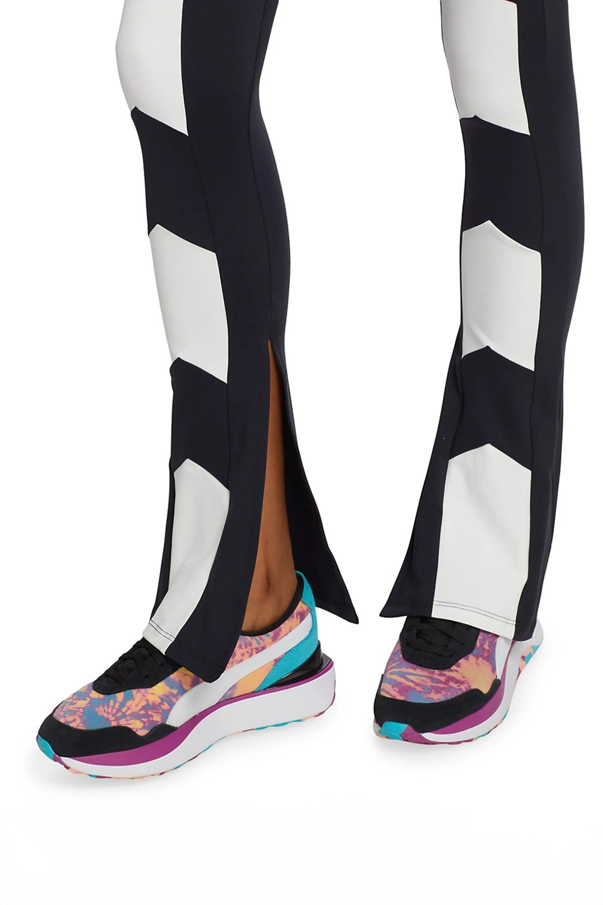 Front Arrow Slit Legging Black / Chantilly