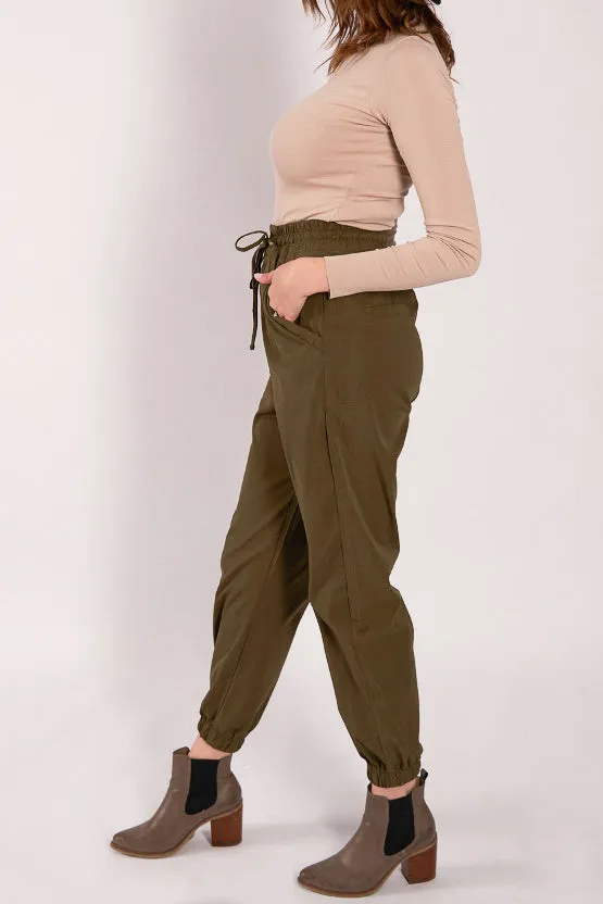 Relaxed Zip Pocket Chinos